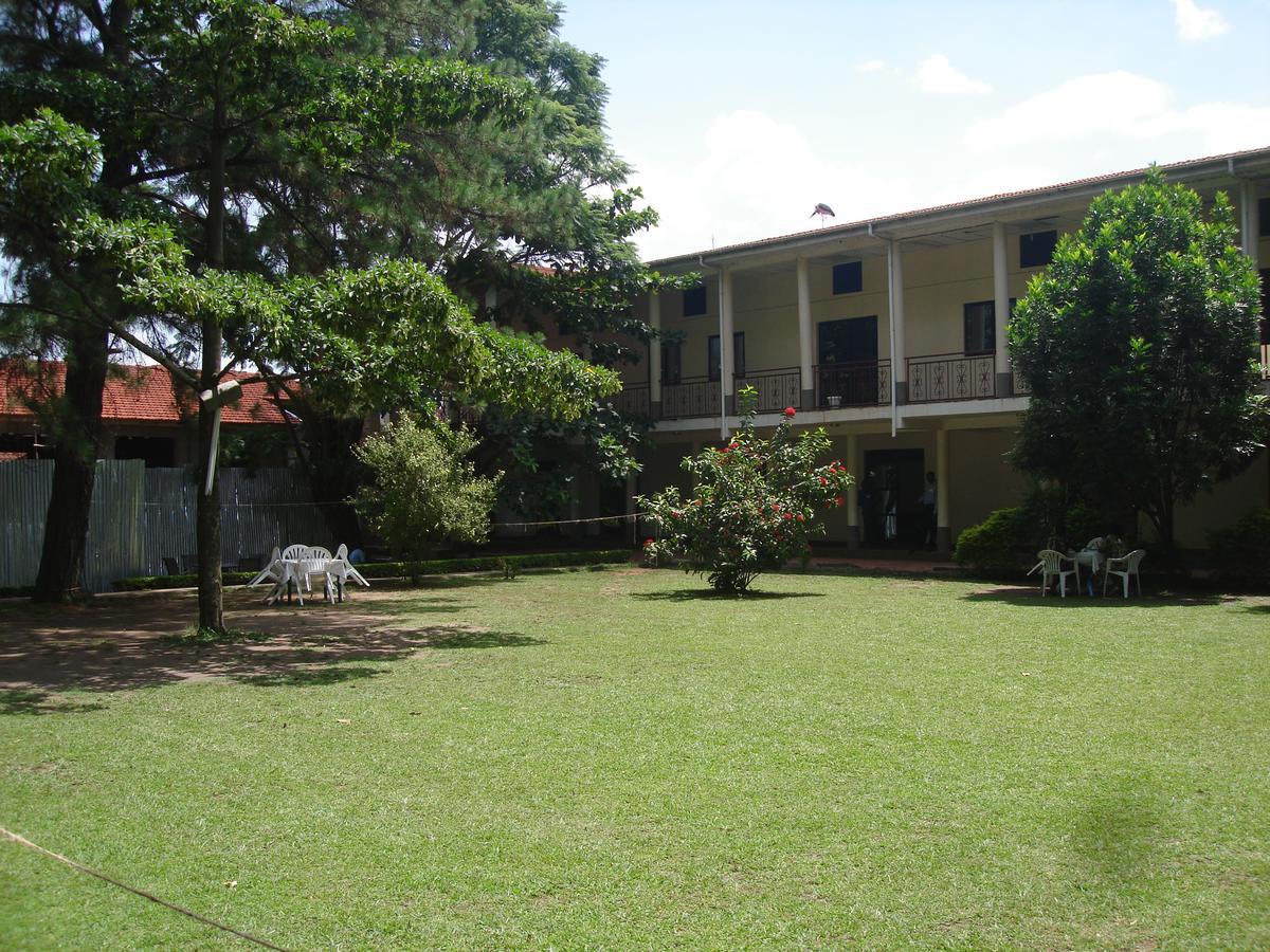 Acholi Inn Gulu Zewnętrze zdjęcie